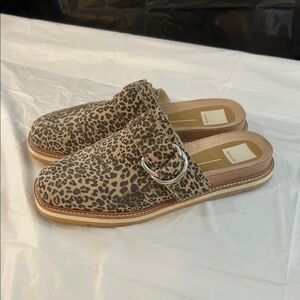 Dolce Vita leopard slip on suede mules clogs 9